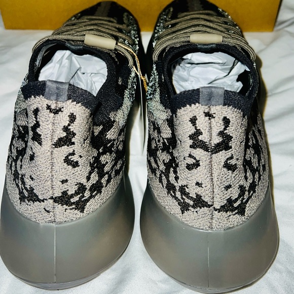 Yeezy 380 Stone Salts (M 12) - Picture 6 of 8
